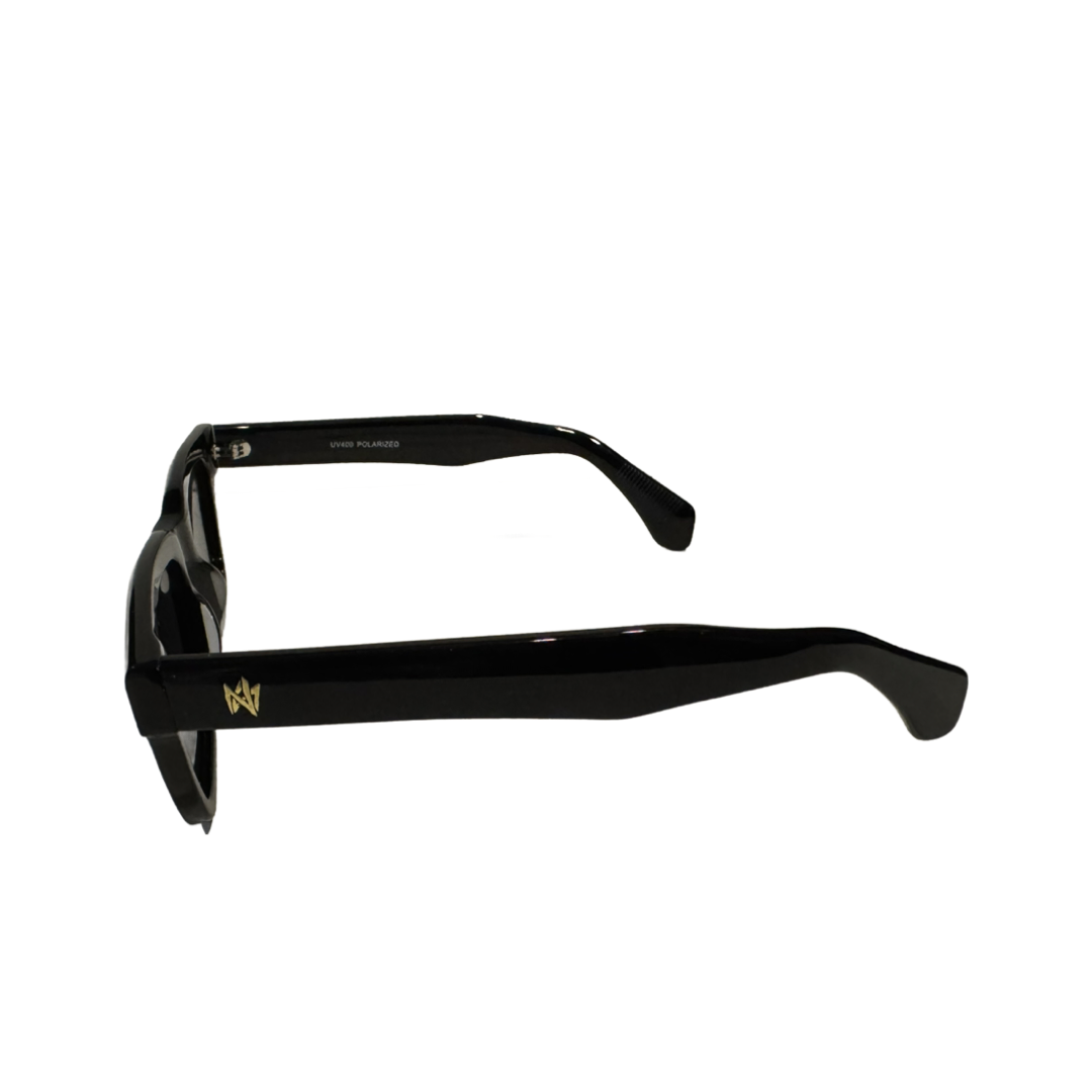 BELUSHI Black