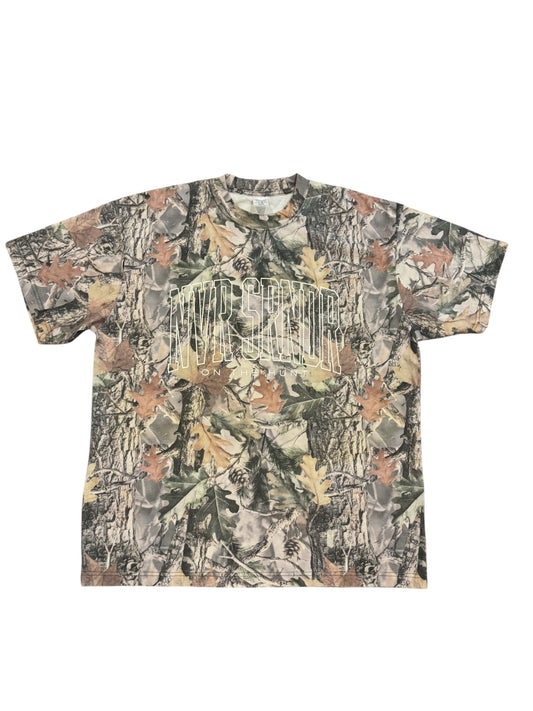 ON THE HUNT Tee