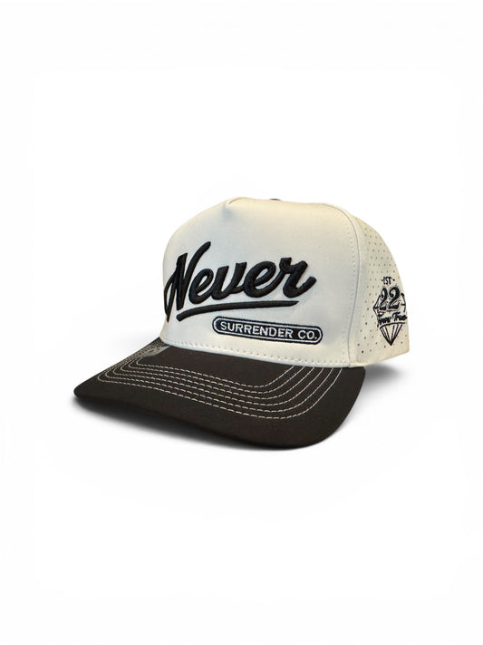 RAIN OR SHINE CLUB Hat White/Black